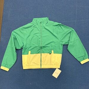 Fleo Windbreaker in Green and Yellow